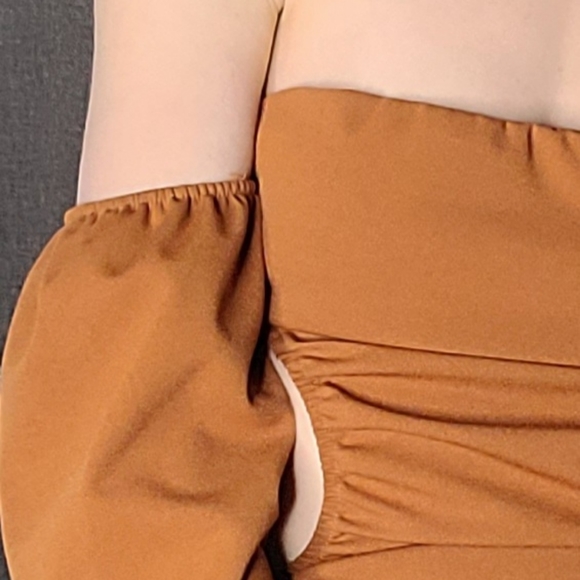 Strapless dress with long sleeves - Picture 4 of 13